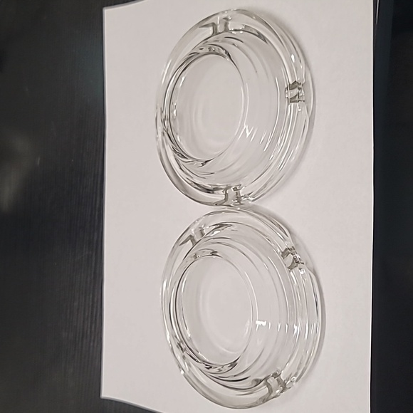 Set of 2 GLASS ASHTRAYS - Picture 5 of 6
